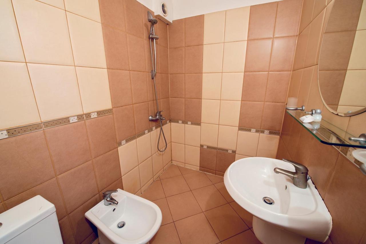 Family Hotel Gran Ivan Βάρνα Εξωτερικό φωτογραφία