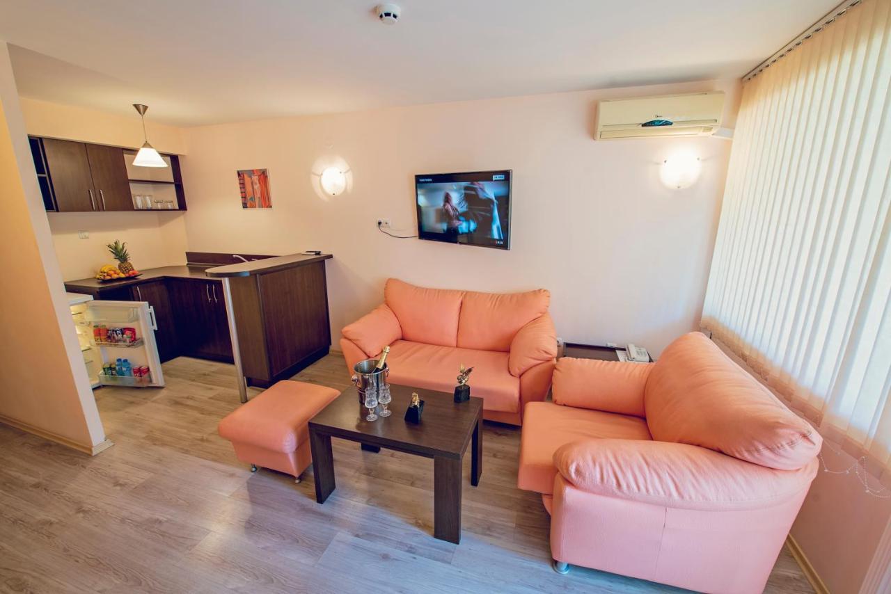 Family Hotel Gran Ivan Βάρνα Εξωτερικό φωτογραφία